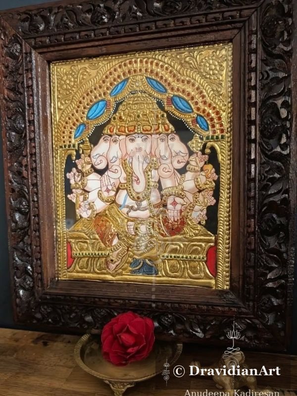 Panchamukha Ganapati, the five-faced form of Ganesha, rendered in the classic Thanjavur style.